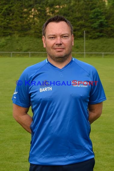 Fussball Regional Saison 2016/17 Spieler-Trainer-Funktinäre (© Fotostand / Loerz)